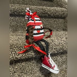 Heart awareness girl gnome